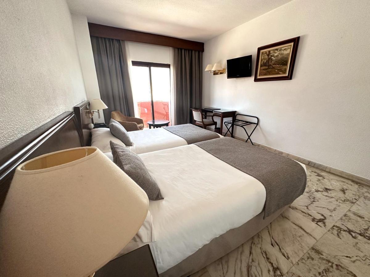 Turia Valencia Hotel Exterior photo