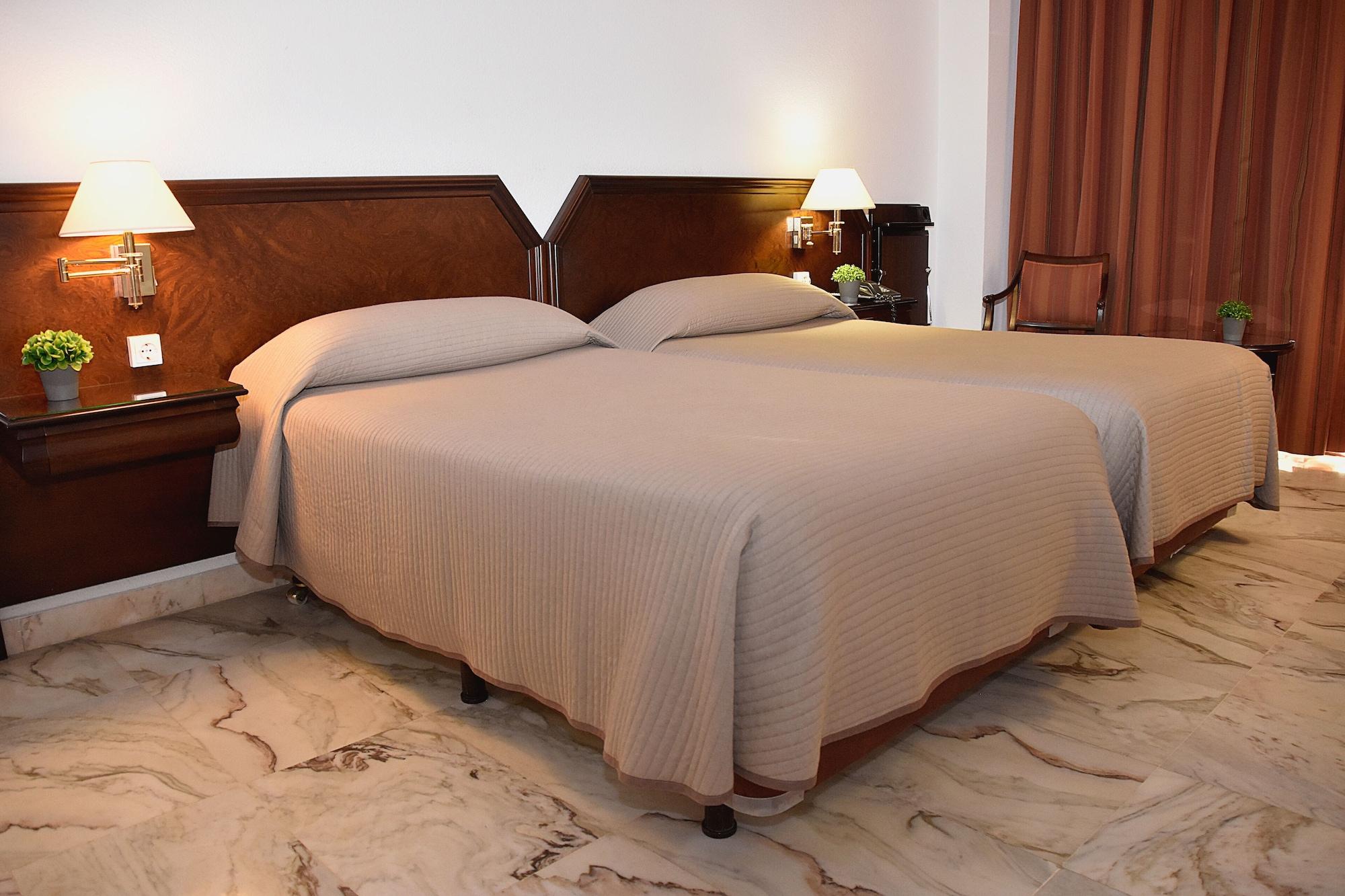 Turia Valencia Hotel Exterior photo