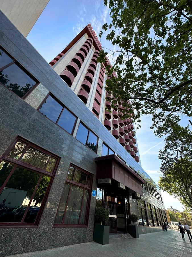 Turia Valencia Hotel Exterior photo